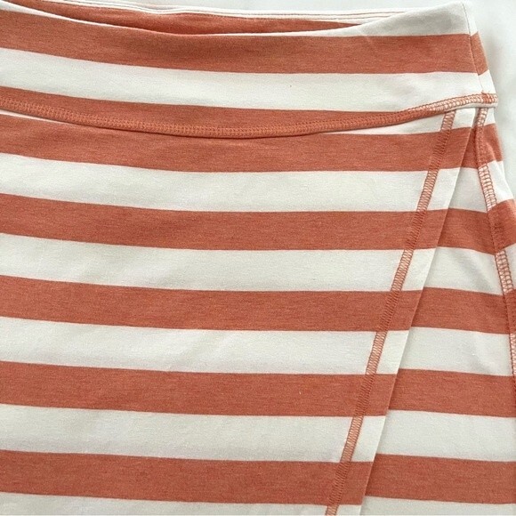 Athleta Orange and White Ribbon Striped Faux Wrap Skirt, Size S - Picture 8 of 12